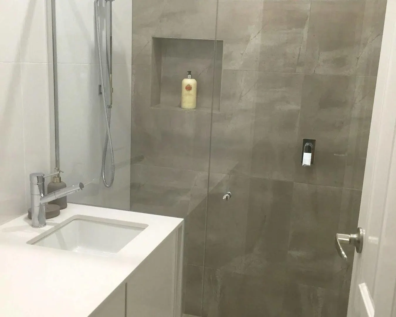 Chic Townhouse In North Adelaide Villa 0*,